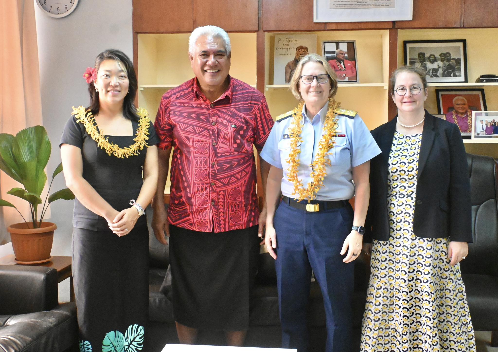 PRESS RELEASE - U.S. Coast Guard Commandant makes Historic Visit to